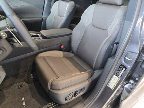 2025 Lexus RX 350 Luxury