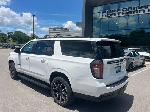 Summit White 2021 Chevrolet Suburban RST