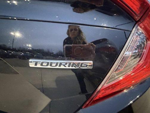 2016 Honda Civic Touring