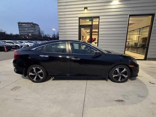 2016 Honda Civic Touring