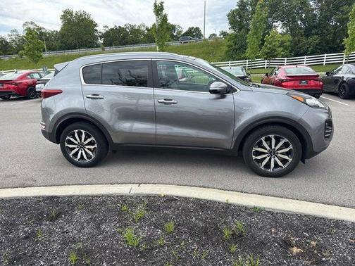 Mineral Silver 2017 Kia Sportage EX