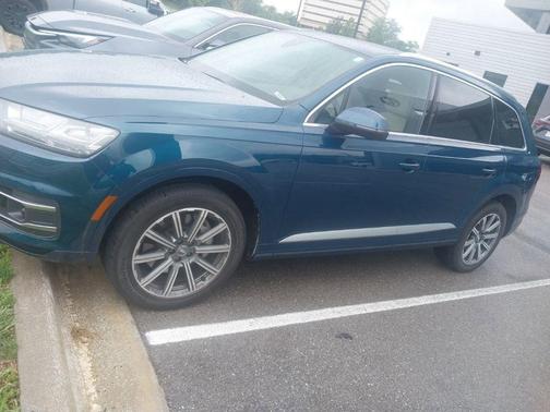 Galaxy Blue Metallic 2018 Audi Q7 3.0T Premium Plus