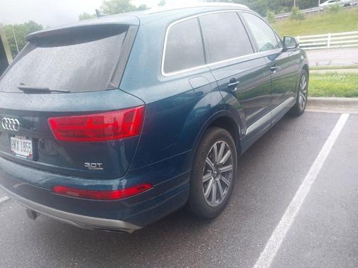 Galaxy Blue Metallic 2018 Audi Q7 3.0T Premium Plus