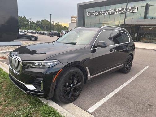 2019 BMW X7 xDrive40i