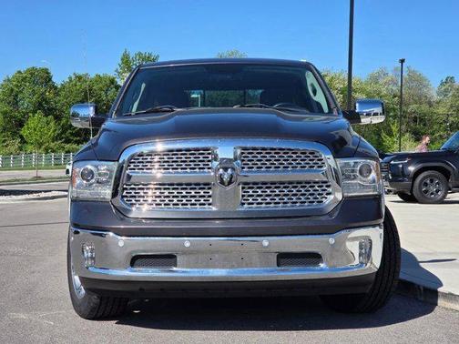 Granite Crystal Metallic Clearcoat 2014 RAM 1500 Laramie