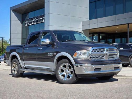 Granite Crystal Metallic Clearcoat 2014 RAM 1500 Laramie