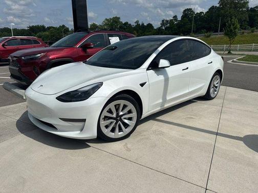 2023 Tesla Model 3 Standard Range