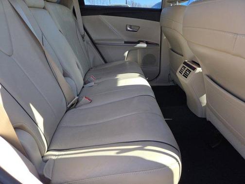 2015 Toyota Venza LE