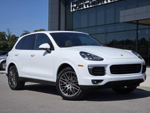 2017 Porsche Cayenne Platinum Edition