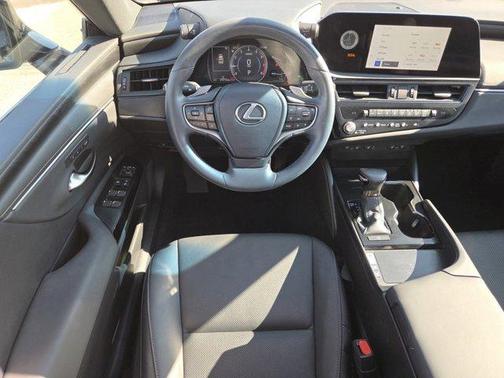 2023 Lexus ES 350 Base