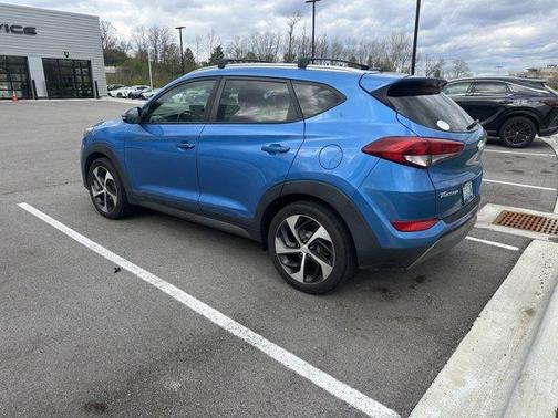 2016 Hyundai TUCSON Sport