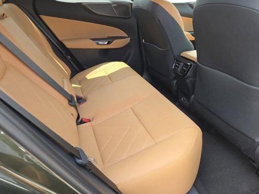 2025 Lexus NX 350 Luxury