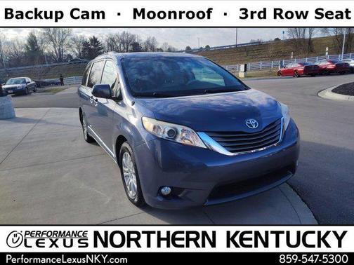 2014 Toyota Sienna XLE