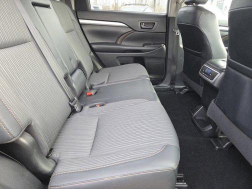 2019 Toyota Highlander LE Plus