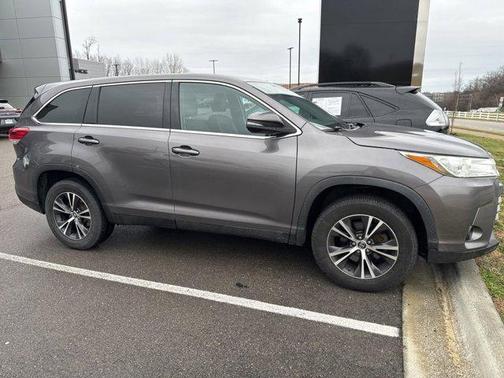 2019 Toyota Highlander LE Plus