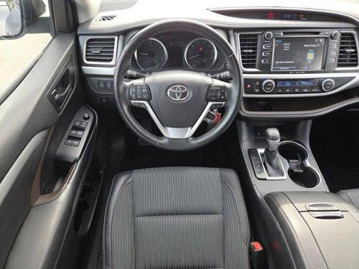 2019 Toyota Highlander LE Plus