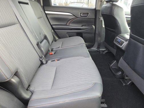 2019 Toyota Highlander LE Plus