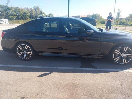 2019 BMW 750 i xDrive