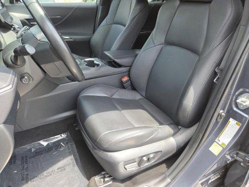 2024 Toyota Venza XLE