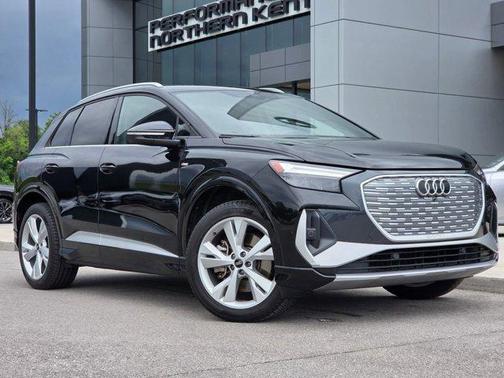 Mythos Black Metallic 2023 Audi Q4 e-tron Premium Plus 50 quattro