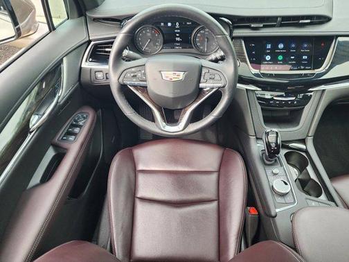 2022 Cadillac XT6 Premium Luxury AWD