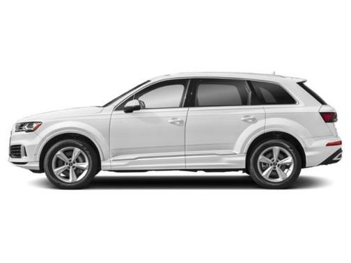 Mythos Black Metallic 2023 Audi Q7 45 Premium Plus