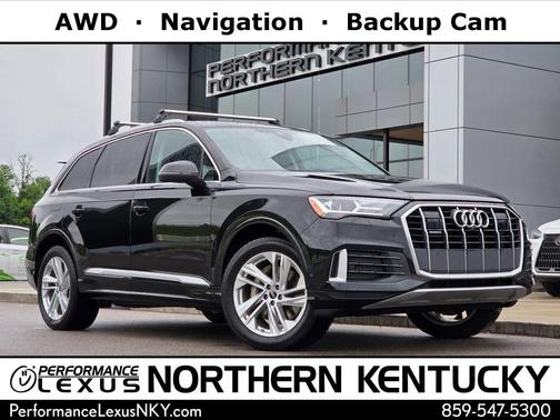 Mythos Black Metallic 2023 Audi Q7 45 Premium Plus