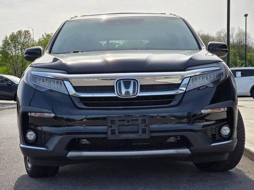Crystal Black Pearl 2019 Honda Pilot Elite