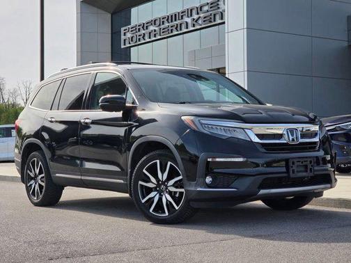 Crystal Black Pearl 2019 Honda Pilot Elite