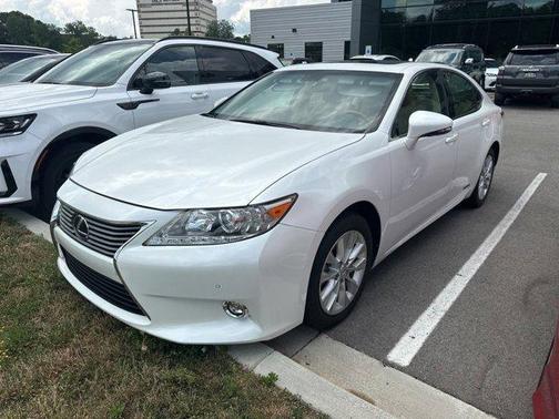 2015 Lexus ES 300h Base