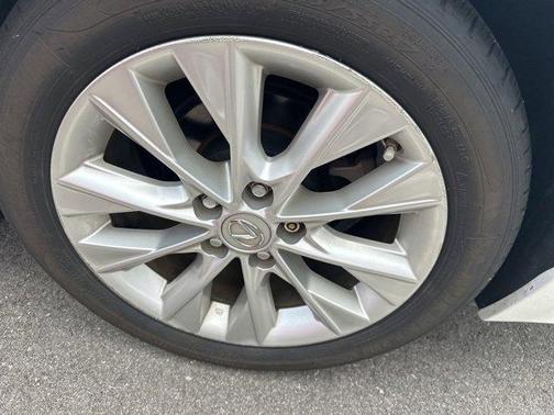 2015 Lexus ES 300h Base