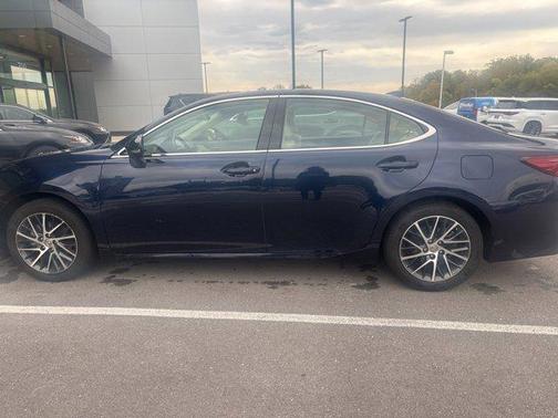 2017 Lexus ES 350 Base