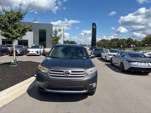 2013 Toyota Highlander SE