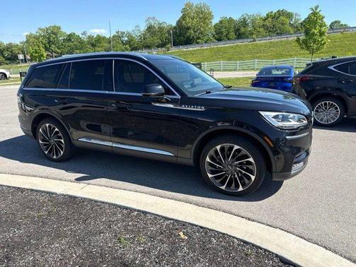 Infinite Black Metallic 2020 Lincoln Aviator Reserve AWD