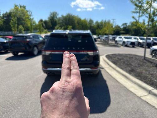 Infinite Black Metallic 2020 Lincoln Aviator Reserve AWD