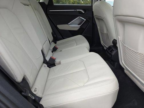 2019 Audi Q3 2.0T Premium