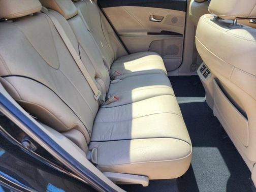 2012 Toyota Venza LE
