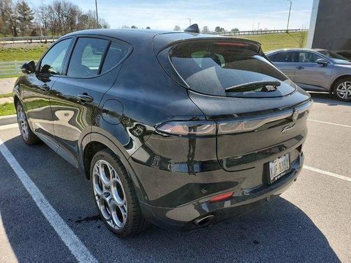 Alfa Black 2024 Alfa Romeo Tonale Veloce EAWD