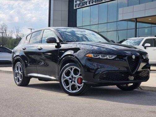 Alfa Black 2024 Alfa Romeo Tonale Veloce EAWD