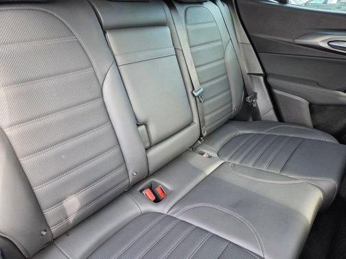 Alfa Black 2024 Alfa Romeo Tonale Veloce EAWD