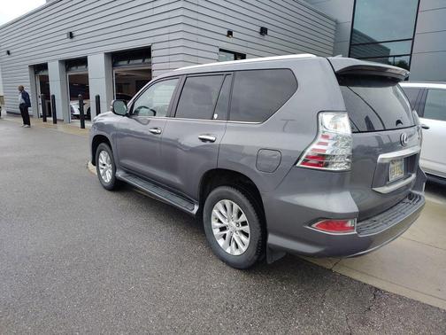 Gray Pearl 2023 Lexus GX 460 Premium