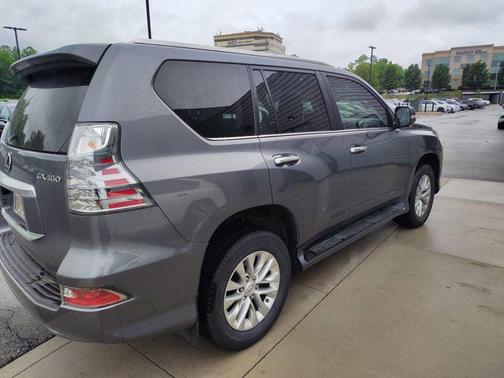 Gray Pearl 2023 Lexus GX 460 Premium