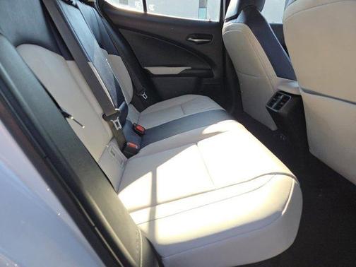 2019 Lexus UX 250h Base