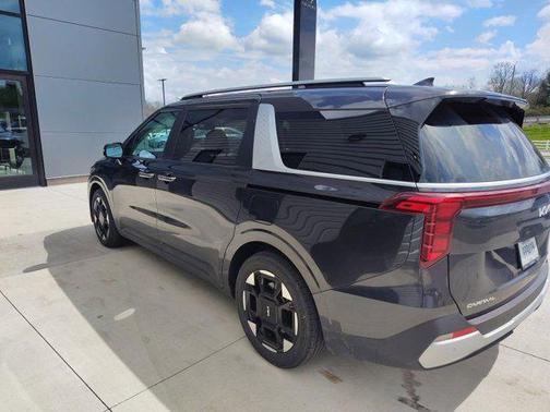2025 Kia Carnival EX