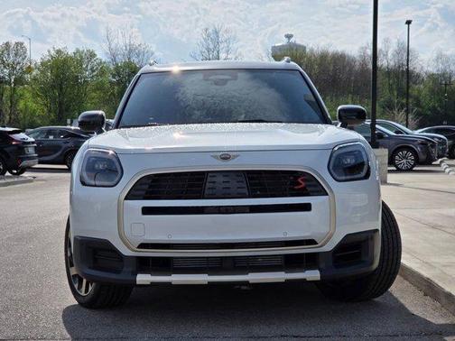 Nanuq White Metallic 2025 MINI Countryman Cooper S ALL4