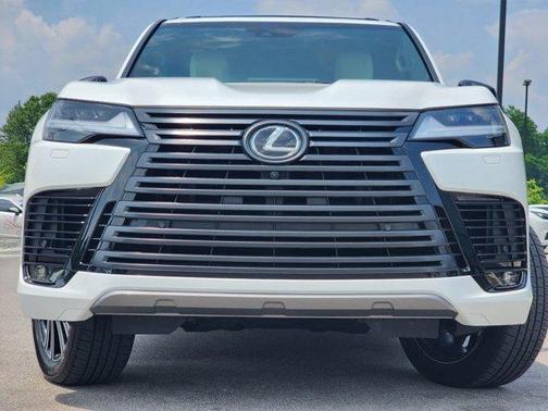 2024 Lexus LX 600 Luxury