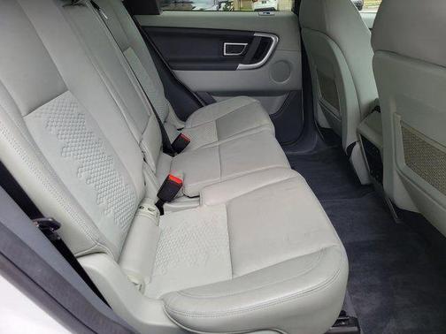 2018 Land Rover Discovery Sport SE