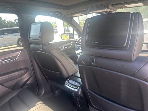 2021 Cadillac XT6 Luxury AWD
