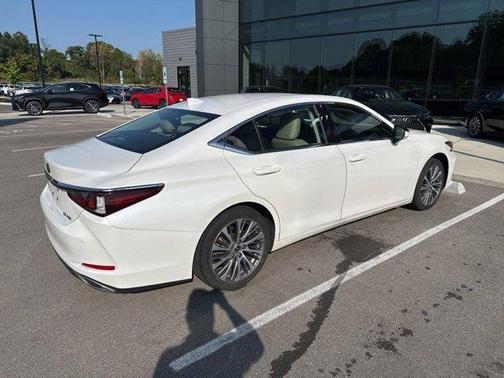 2019 Lexus ES 350 Base
