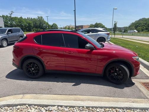 Alfa Rosso 2020 Alfa Romeo Stelvio Base